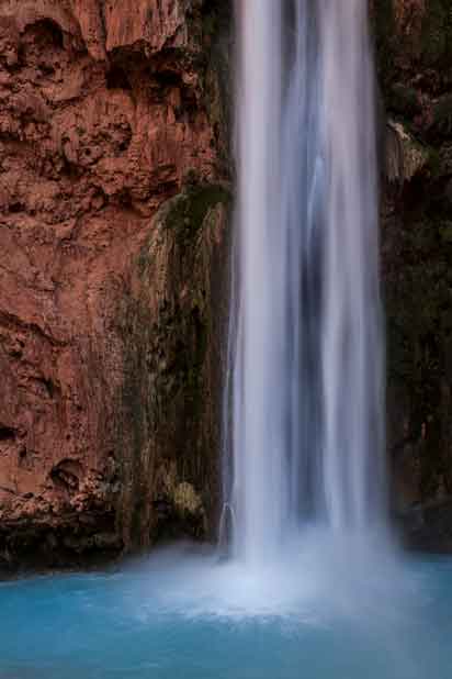 Mooney Falls in Havasu Canyon (Havasupai) in the Grand Canyon, Arizona